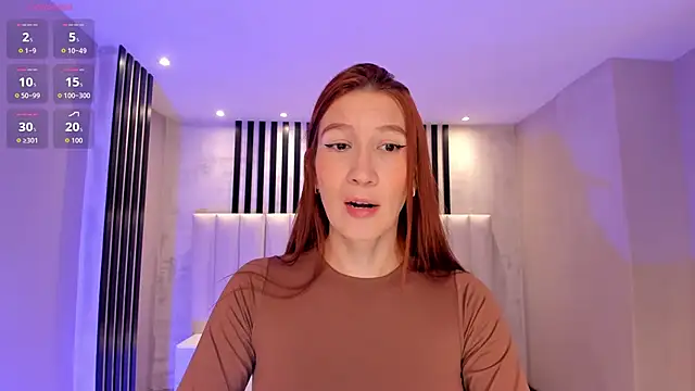 MiaFarrell  online show from February 14, 2026, 11:07 am