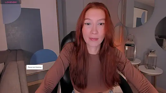 MiaFarrell  online show from April 24, 2026, 5:48 pm
