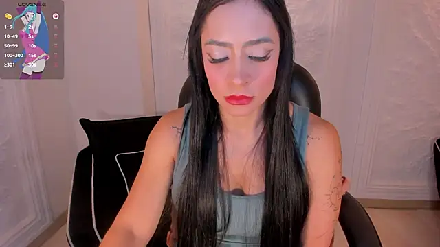 IsabelBornner online show from November 8, 2025, 7:23 pm