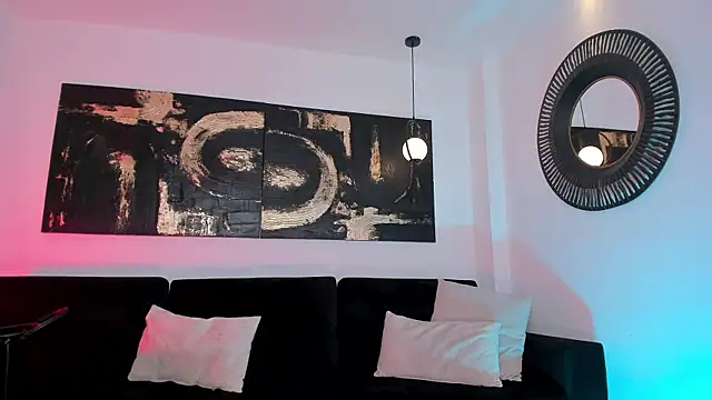 BellaCarteer  online show from February 12, 2025, 2:21 pm