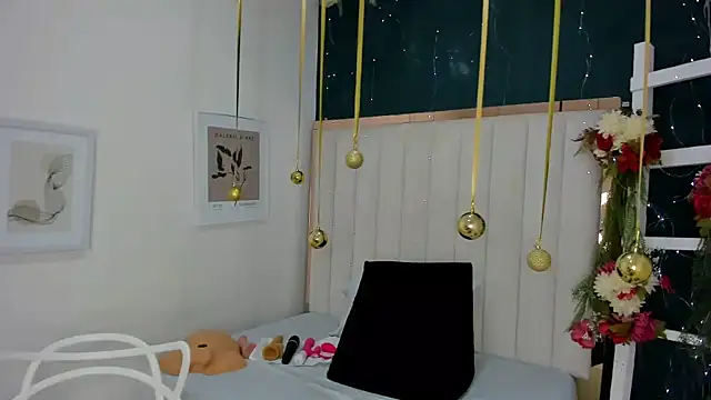 africa holmes online show from November 30, 2025, 2:26 am