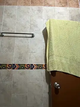 Snapshot of Naticol1 chatting on October 26, 2025, 10:47 pm Naticol1 online show from October 26, 2025, 10:47 pm