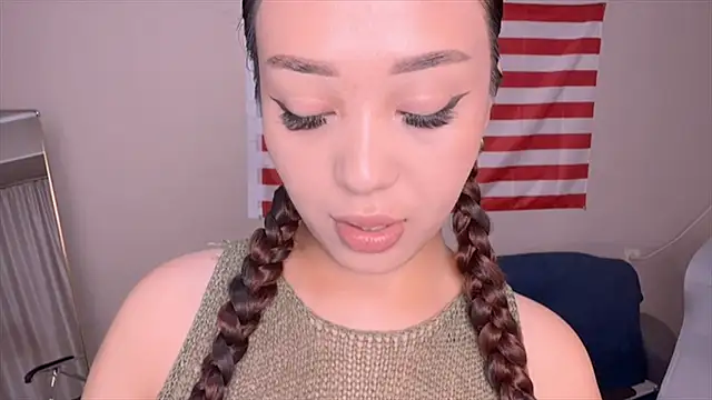 PurrrfectMiko online show from July 16, 2026, 3:51 pm