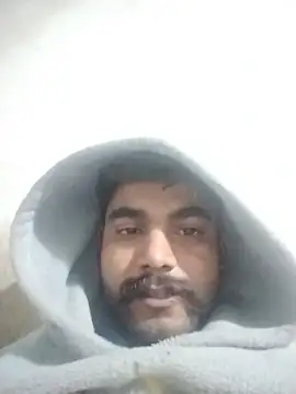 Snapshot of Solomen00 chatting on January 11, 2025, 5:40 pm Solomen00 online show from January 11, 2025, 5:40 pm