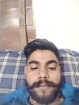 Snapshot of Solomen00 chatting on February 16, 2025, 3:58 am Solomen00 online show from February 16, 2025, 3:58 am