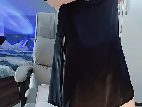 Eva-Public online show from January 13, 2025, 4:18 am