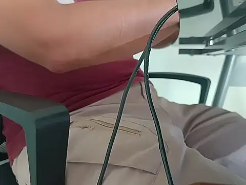 Snapshot of antonix-hard chatting on November 7, 2025, 9:15 pm antonix-hard online show from November 7, 2025, 9:15 pm