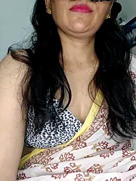 Snapshot of sexy_bhabhi69 chatting on April 18, 2026, 7:07 pm sexy bhabhi69 online show from April 18, 2026, 7:07 pm