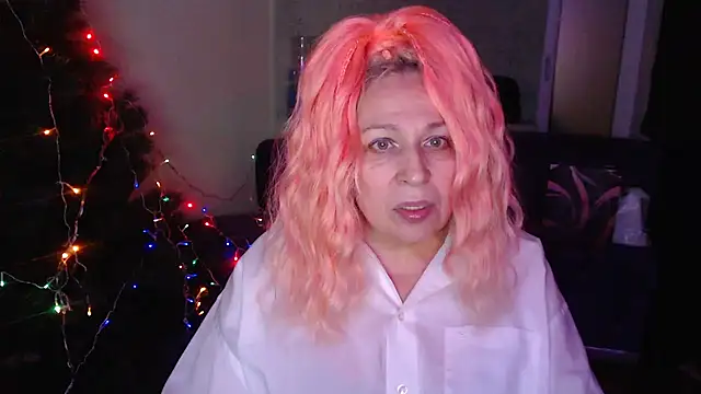 Snapshot of Penelope_Pinky chatting on December 18, 2024, 5:31 pm Penelope Pinky online show from December 18, 2024, 5:31 pm