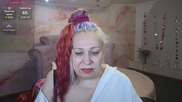 Penelope Pinky online show from November 20, 2025, 11:32 am