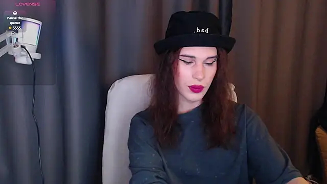 Cassie Bae online show from February 28, 2025, 4:42 pm