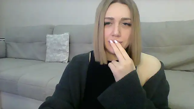 VickyLove047 online show from January 11, 2025, 9:15 am