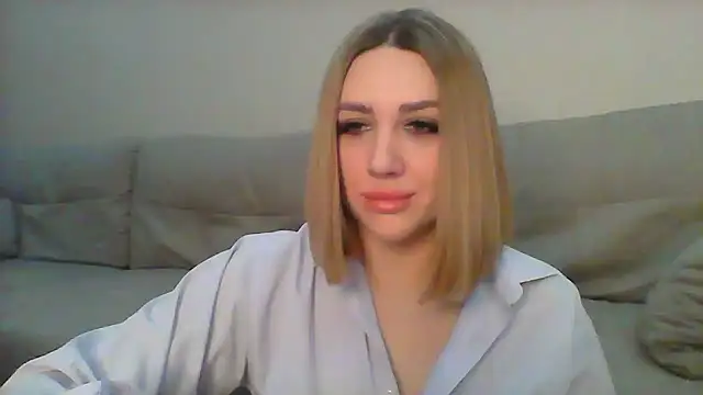 VickyLove047 online show from January 13, 2025, 5:01 am