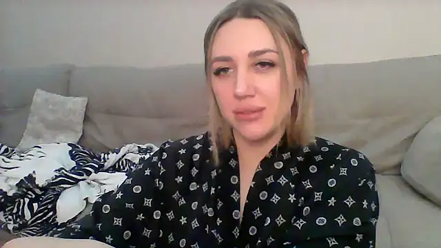 VickyLove047 online show from January 16, 2025, 6:48 pm