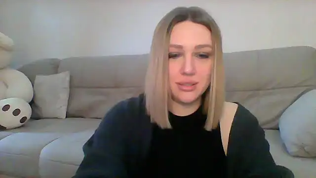 VickyLove047 online show from February 18, 2025, 10:49 am