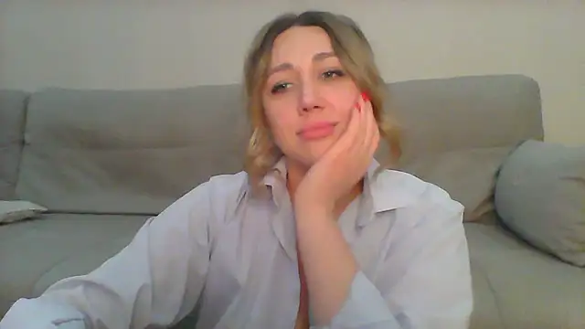 VickyLove047 online show from March 9, 2025, 8:18 am