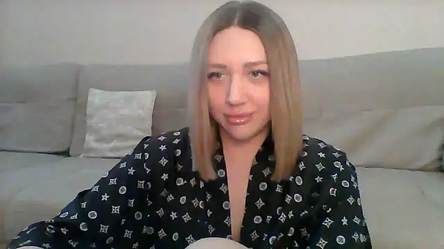 VickyLove047 online show from March 10, 2025, 5:00 am