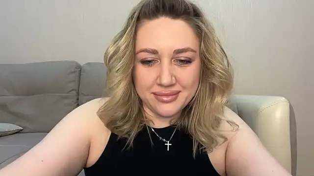 VickyLove047 online show from March 13, 2026, 6:03 pm