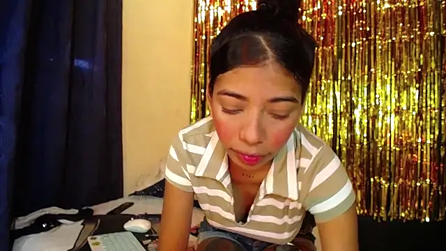 Snapshot of anais_tgn chatting on December 28, 2024, 6:29 pm anais tgn online show from December 28, 2024, 6:29 pm