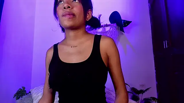 Snapshot of anais_tgn chatting on October 18, 2025, 5:03 pm anais tgn online show from October 18, 2025, 5:03 pm