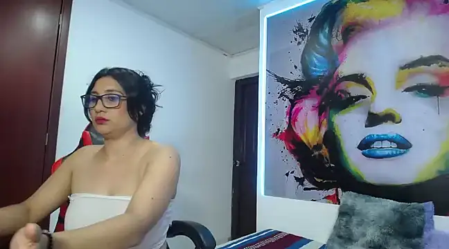 karime sexygirl online show from January 9, 2025, 5:33 pm