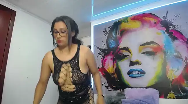 karime sexygirl online show from January 17, 2025, 4:04 pm