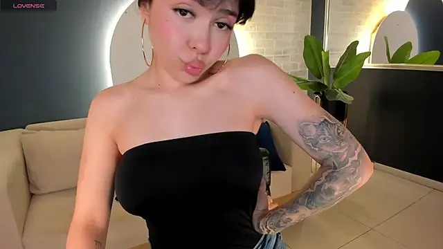 Snapshot of FernandaX1 chatting on March 11, 2025, 6:52 pm FernandaX1 online show from March 11, 2025, 6:52 pm