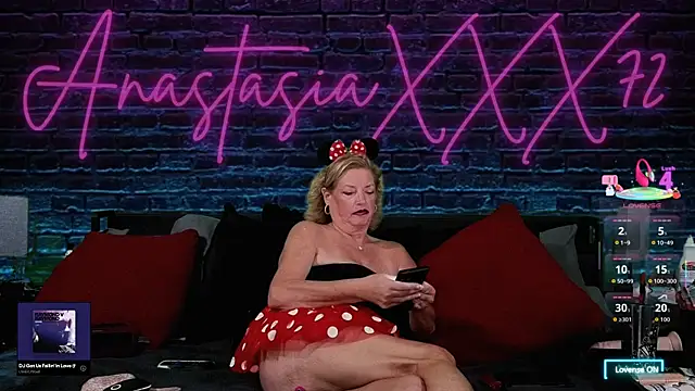 anastasiaxxx72 online show from October 30, 2025, 1:18 am