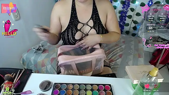 Snapshot of CassandraBaby_ chatting on October 25, 2025, 7:41 pm CassandraBaby online show from October 25, 2025, 7:41 pm