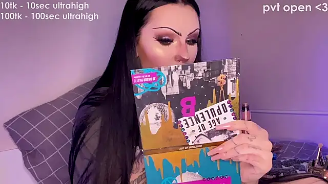  xxtina online show from November 9, 2025, 9:07 am