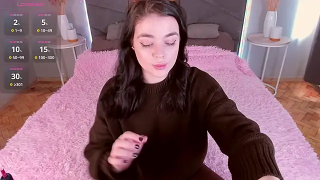 AmeliHalls online show from March 9, 2025, 9:24 am