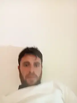 pocholoibz online show from April 4, 2026, 11:13 pm