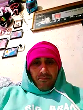 NewBe9D9 online show from November 15, 2025, 10:56 am