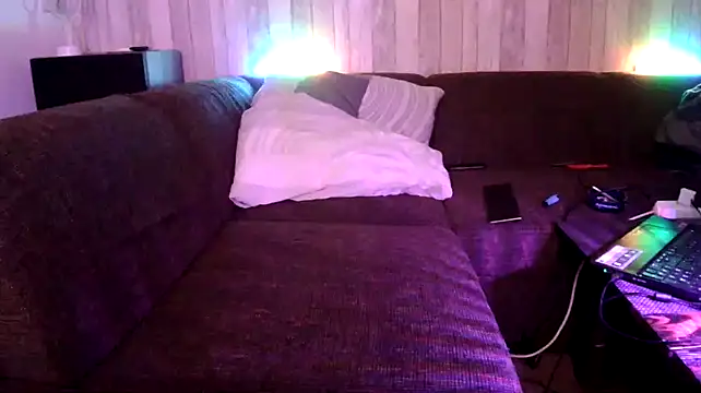 TinyDickBear online show from January 31, 2025, 9:59 pm