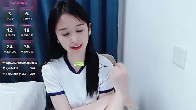 CN-Babycat online show from February 4, 2025, 2:32 pm