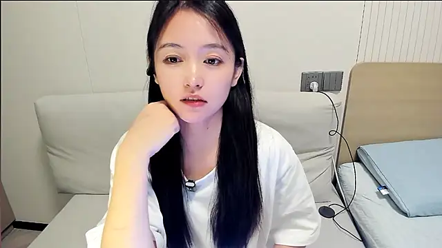 Snapshot of CN-Babycat chatting on September 23, 2025, 10:29 am CN-Babycat online show from September 23, 2025, 10:29 am