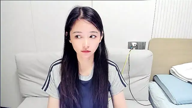 Snapshot of CN-Babycat chatting on September 30, 2025, 6:29 am CN-Babycat online show from September 30, 2025, 6:29 am