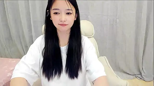 Snapshot of CN-Babycat chatting on October 10, 2025, 1:32 pm CN-Babycat online show from October 10, 2025, 1:32 pm