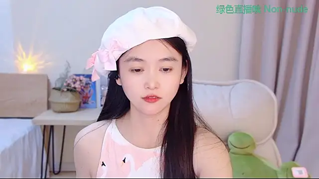 CN-Babycat online show from April 29, 2026, 3:49 pm