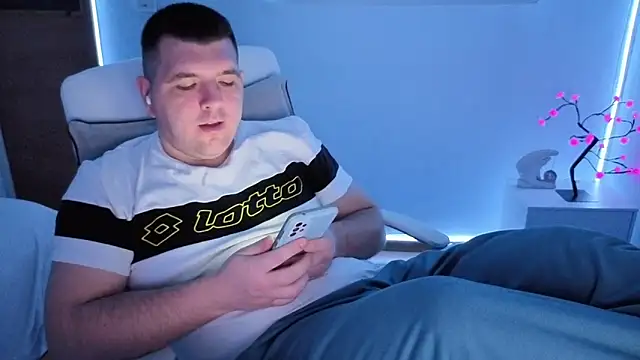 JasonJacks online show from November 16, 2025, 5:02 am