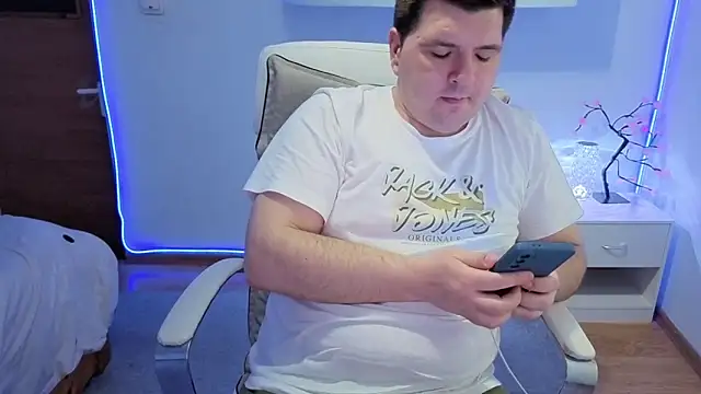 Snapshot of JasonJacks chatting on May 9, 2026, 2:22 pm JasonJacks online show from May 9, 2026, 2:22 pm