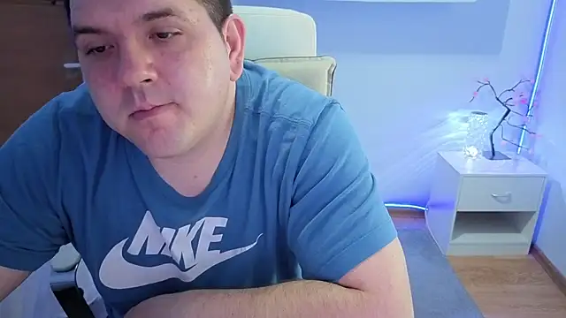 Snapshot of JasonJacks chatting on June 3, 2026, 2:33 pm JasonJacks online show from June 3, 2026, 2:33 pm