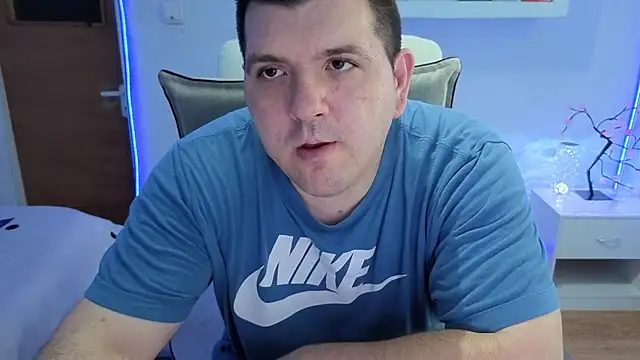 Snapshot of JasonJacks chatting on July 1, 2026, 4:14 am JasonJacks online show from July 1, 2026, 4:14 am