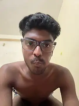 funcracker online show from December 18, 2025, 4:57 pm