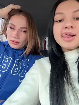 JulliaVegas online show from December 16, 2024, 4:13 am