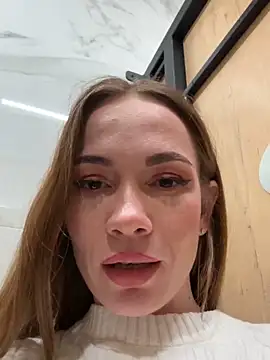 JulliaVegas online show from December 19, 2024, 6:34 am
