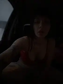 JulliaVegas online show from December 15, 2025, 2:16 am