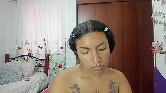 Natymontiell  online show from January 3, 2025, 5:31 pm