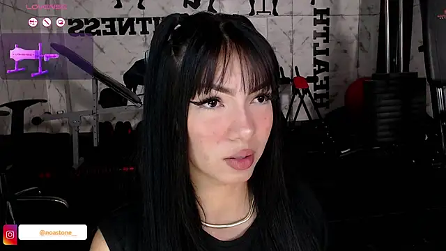 Snapshot of antonellaroux chatting on July 20, 2026, 4:05 am antonellaroux online show from July 20, 2026, 4:05 am