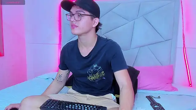 JACK BLOSSOM  online show from January 7, 2025, 11:58 am